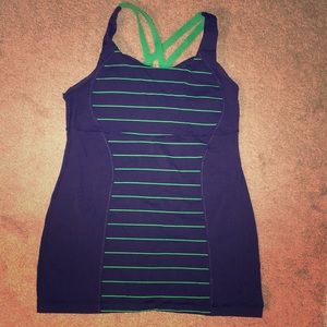 Lululemon workout top